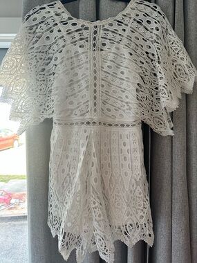 🌿 Boho Lace Romper | White Eyelet Crochet | Sz 8 | Flowy Festival Vibes 🌿